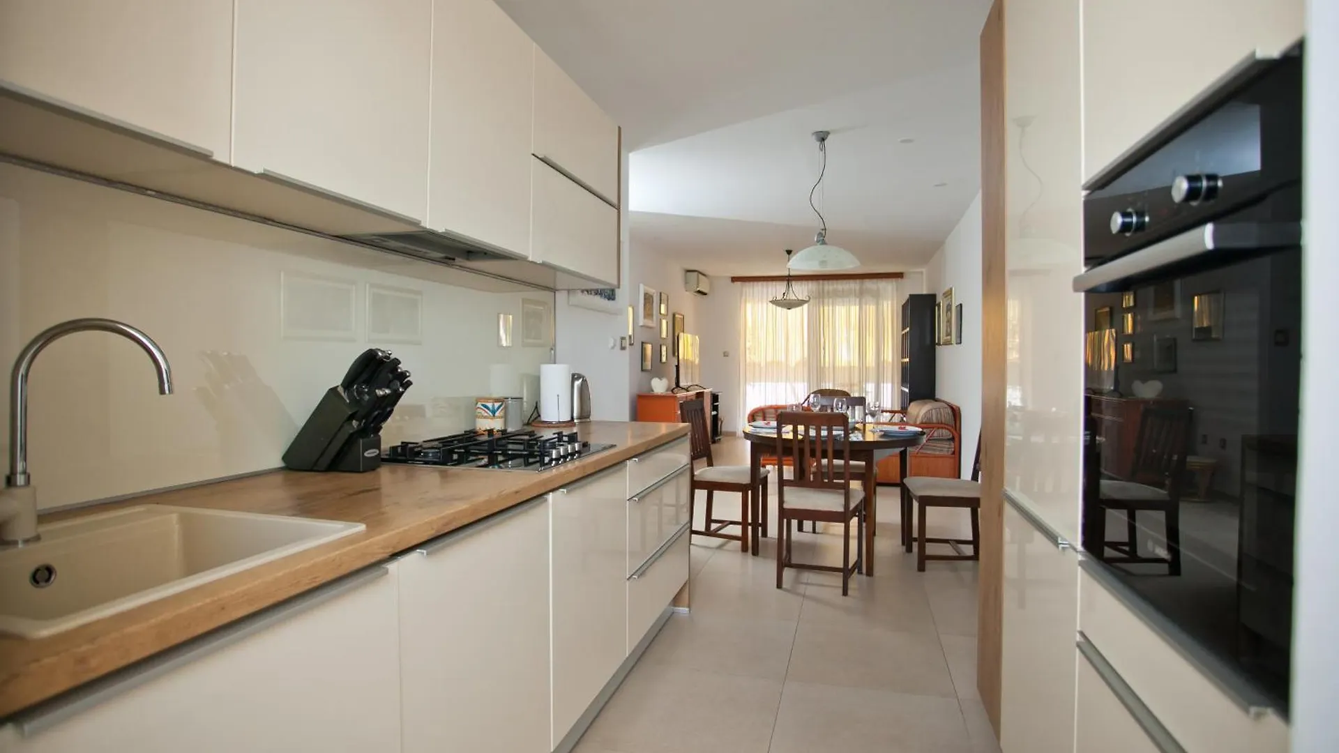 Luxury Apartment Anna Split